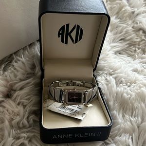 Very cute 💕Anne Klein II Watch!